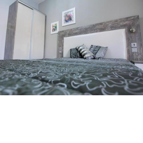 Avra Comfort Rooms