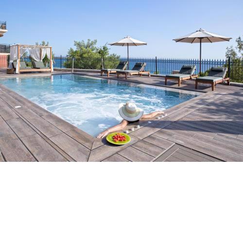 Avra Private Suites