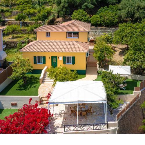 Avrochares private Villa in Zante town