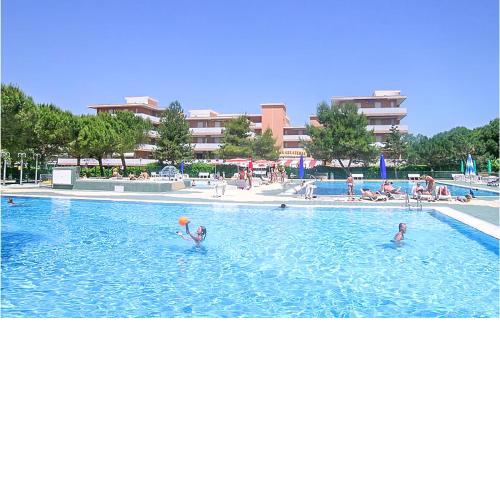 Awesome apartment in Bibione with 1 Bedrooms and Outdoor swimming pool