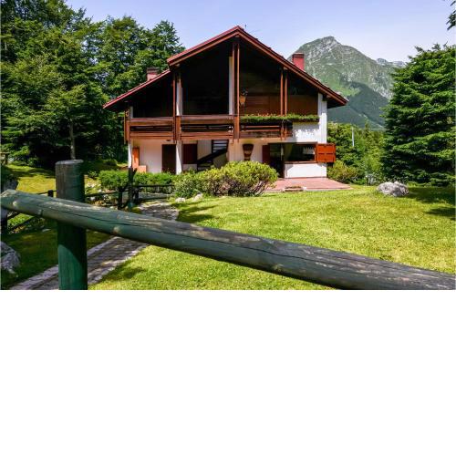 Awesome apartment in Busa di Villotta with WiFi and 1 Bedrooms