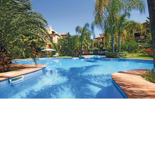 Awesome apartment in Estepona with 2 Bedrooms, Outdoor swimming pool and Swimming pool