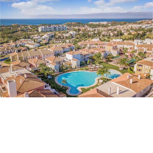 Awesome apartment in Estepona with 2 Bedrooms, WiFi and Outdoor swimming pool
