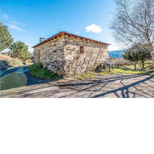 Awesome apartment in Fonsagrada with 1 Bedrooms and WiFi