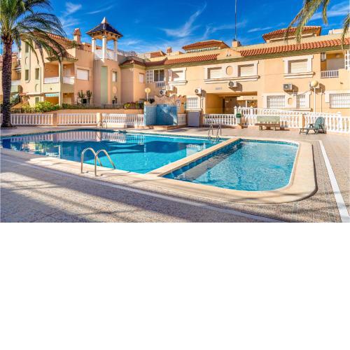 Awesome Apartment In La Manga Del Mar Menor With Wifi, Swimming Pool And 2 Bedrooms