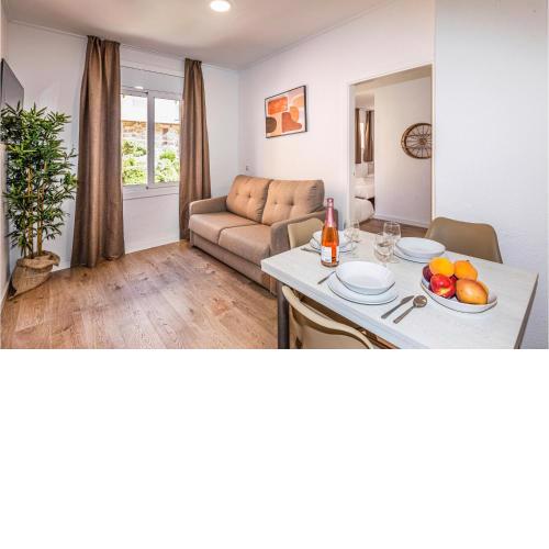Awesome apartment in Lloret de Mar with 2 Bedrooms and WiFi