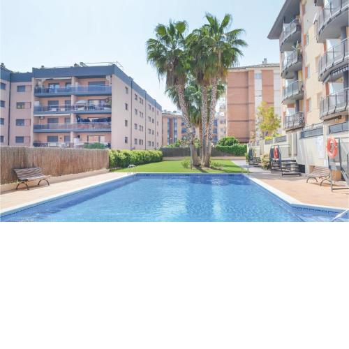 Awesome apartment in Lloret de Mar with WiFi, Outdoor swimming pool and Swimming pool