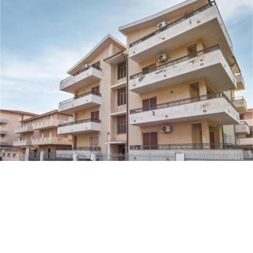Awesome apartment in Marina di Strongoli with 2 Bedrooms and WiFi