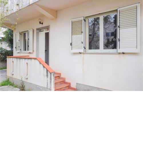 Awesome apartment in Nicotera Marina with WiFi and 3 Bedrooms