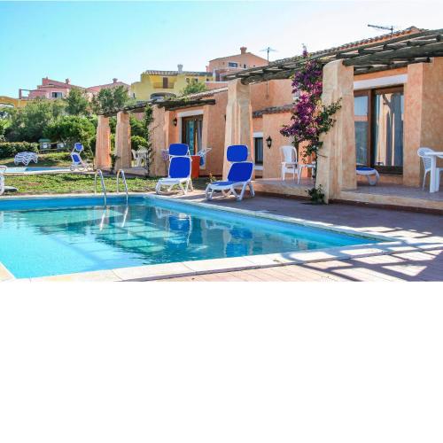 Awesome apartment in Punta Su Turrione with Jacuzzi, 1 Bedrooms and Outdoor swimming pool