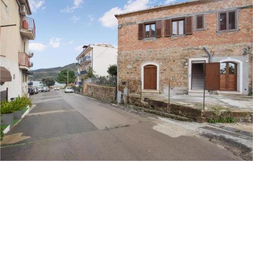 Awesome apartment in Santo Stefano di Camas with 2 Bedrooms