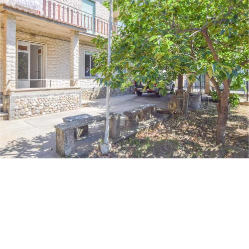 Awesome apartment in Sellia Marina with 2 Bedrooms and WiFi