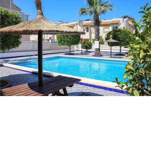 Awesome apartment in Torrevieja with WiFi, Outdoor swimming pool and Swimming pool