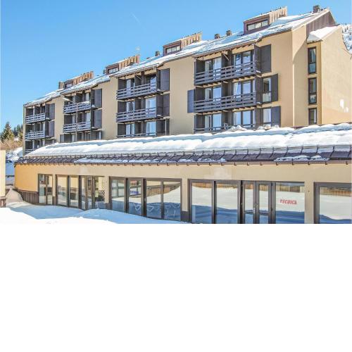 Awesome apartment in Vason with