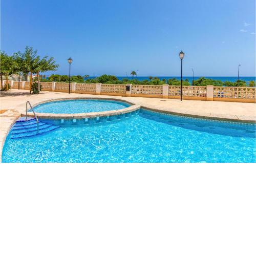 Awesome Apartment In Villajoyosa With 2 Bedrooms, Wifi And Outdoor Swimming Pool