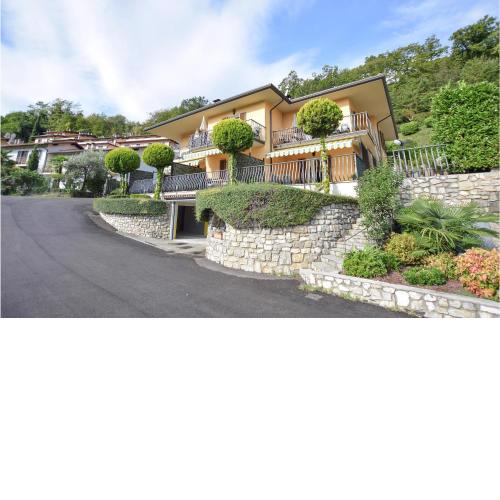 Awesome apartment in Voiandes Tremosine with 2 Bedrooms, WiFi and Outdoor swimming pool
