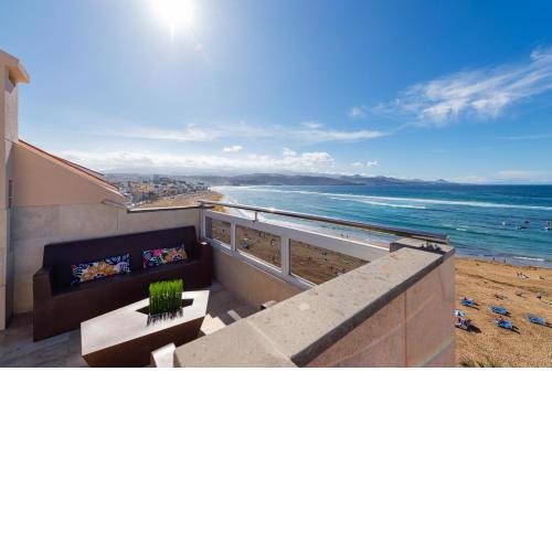 Awesome beachfront terrace By CanariasGetaway