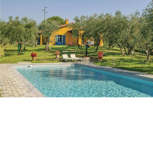 Awesome home in Buggiano PT with 3 Bedrooms, WiFi and Private swimming pool