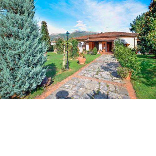 Awesome home in Camaiore with 3 Bedrooms and WiFi