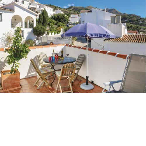 Awesome home in Canillas de Albaida with 2 Bedrooms and WiFi