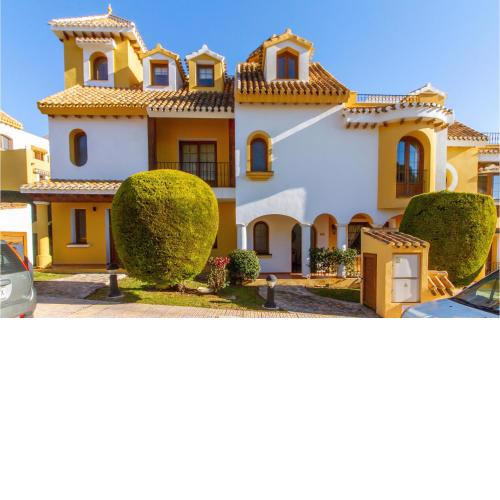 Awesome home in Cartagena with WiFi, 3 Bedrooms and Swimming pool