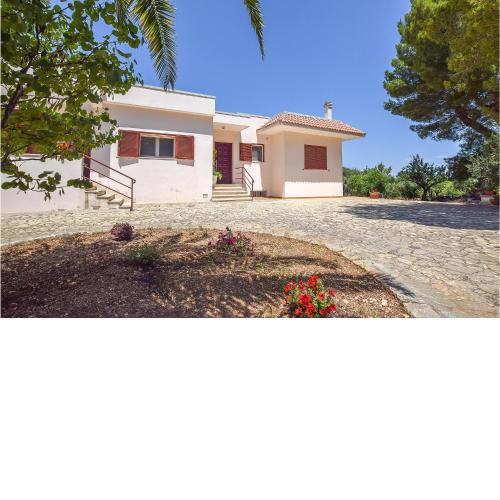Awesome home in Castellana Grotte with WiFi and 3 Bedrooms
