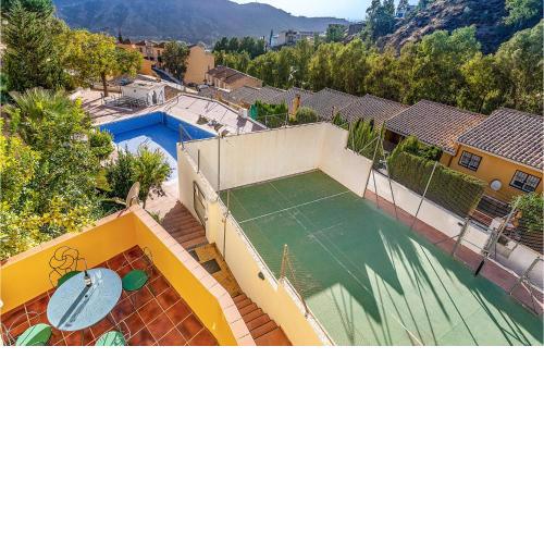 Awesome home in Cenes de la Vega with Outdoor swimming pool, WiFi and 3 Bedrooms