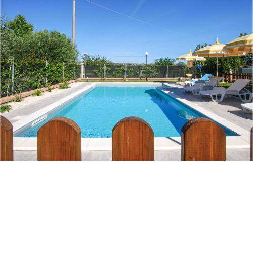 Awesome home in Corridonia with WiFi, 2 Bedrooms and Outdoor swimming pool
