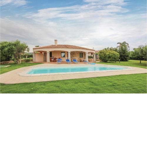 Awesome home in Costa Rei -CA- with 3 Bedrooms, WiFi and Outdoor swimming pool