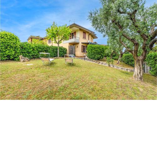 Awesome home in Desenzano del Garda with WiFi and 3 Bedrooms