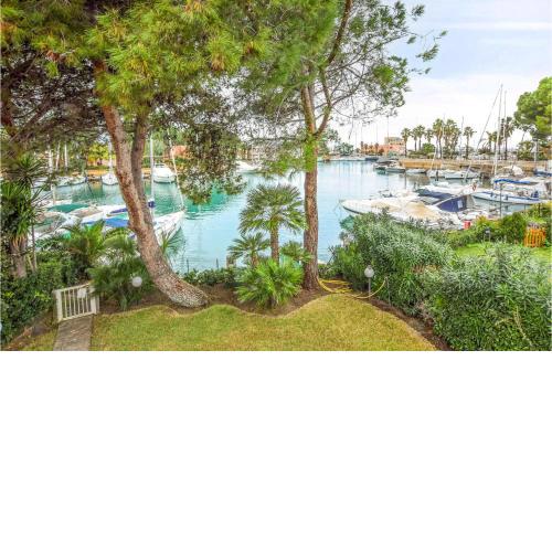 Awesome home in Furnari with 5 Bedrooms and WiFi