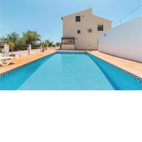Awesome Home In Jete With 3 Bedrooms, Wifi And Swimming Pool