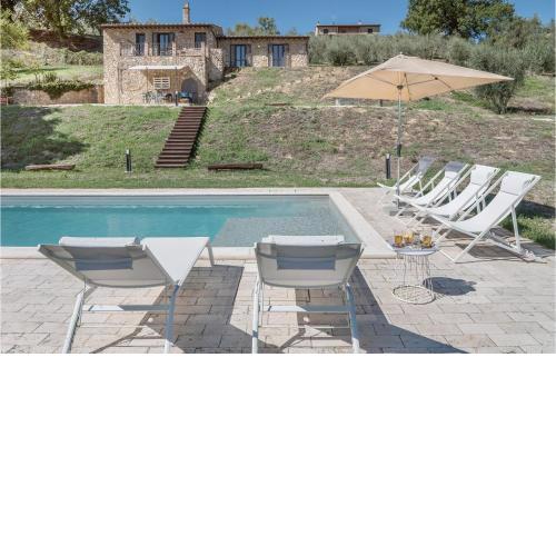 Awesome home in Lugnano in Teverina with WiFi, 2 Bedrooms and Outdoor swimming pool