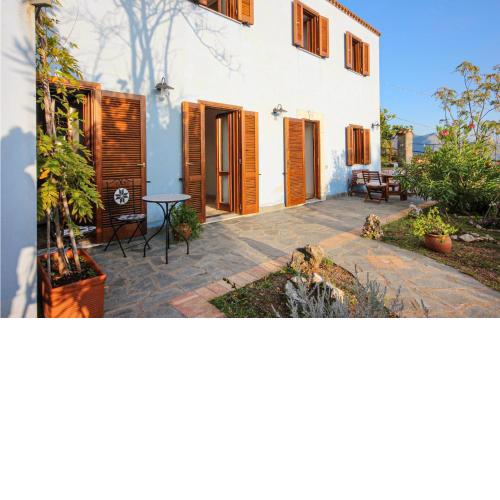 Awesome home in Maratea with 3 Bedrooms and WiFi