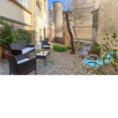 Awesome home in Monastero Bormida with 5 Bedrooms and WiFi