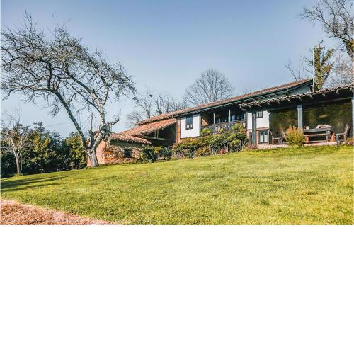 Awesome home in Nava with 3 Bedrooms