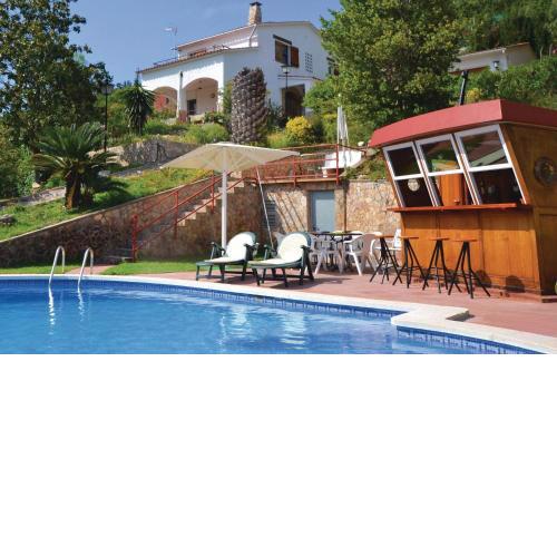 Awesome home in Palafolls with WiFi, Private swimming pool and Outdoor swimming pool