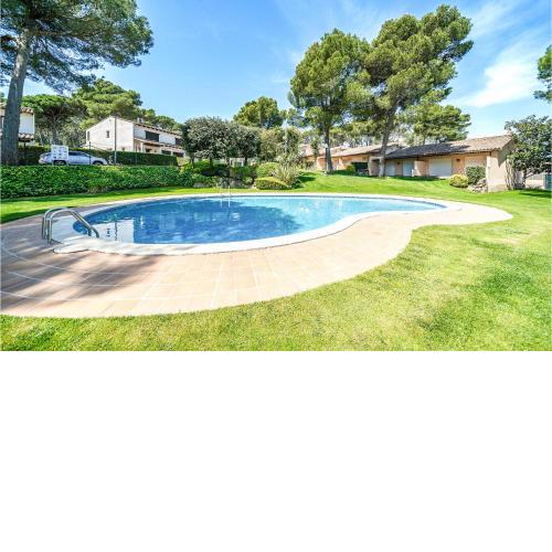 Awesome home in Pals with Outdoor swimming pool, WiFi and 2 Bedrooms