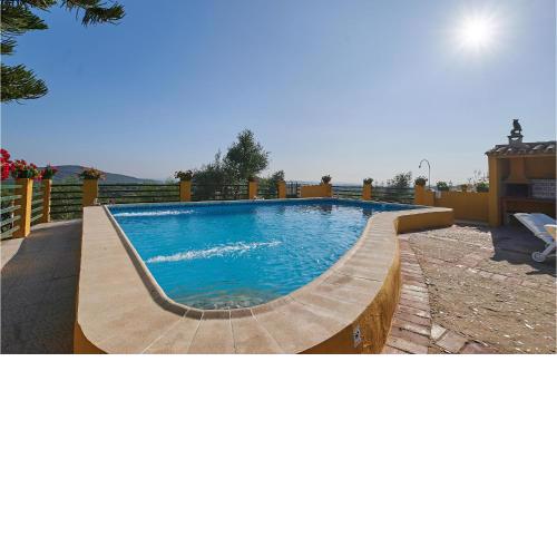 Awesome home in Peaflor with Outdoor swimming pool, WiFi and 3 Bedrooms
