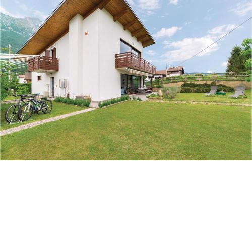 Awesome home in Ponte nelle Alpi BL with 3 Bedrooms, Sauna and WiFi