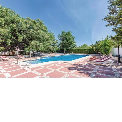 Awesome home in Priego de Crdoba with 4 Bedrooms, Outdoor swimming pool and Swimming pool