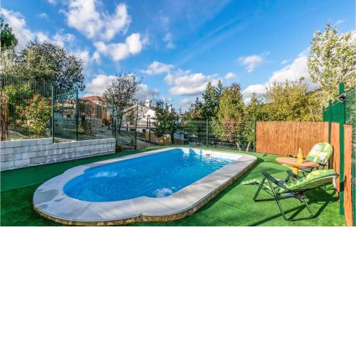 Awesome Home In Puertollano With Wifi, Outdoor Swimming Pool And Swimming Pool