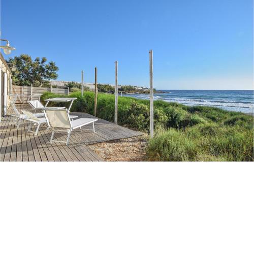 Awesome home in Siracusa with 3 Bedrooms and WiFi
