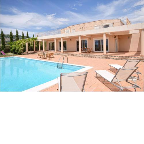 Awesome Home In Stalett With 3 Bedrooms, Wifi And Outdoor Swimming Pool