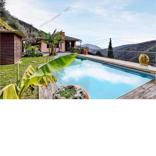 Awesome home in Testana with Outdoor swimming pool, WiFi and 3 Bedrooms