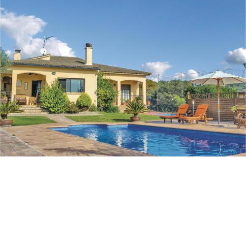 Awesome home in Tordera with WiFi, Private swimming pool and Outdoor swimming pool