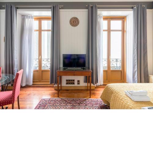 Ayala apartment by People Rentals