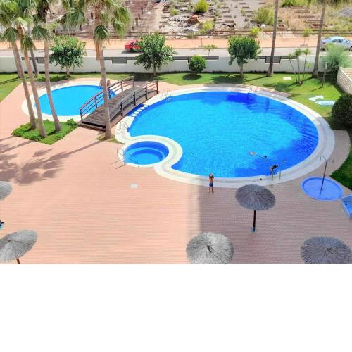 AYF A 200m DE PLAYA GIMNASIO 2 PISCINAS PISTA DE PADEL