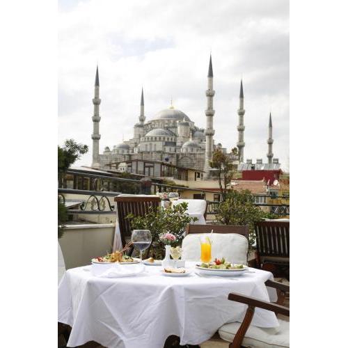 Azade Hotel