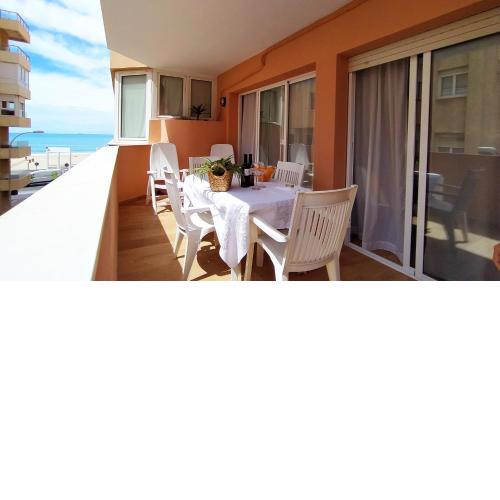 AZAHAR-Playa Home by Cadiz4Rentals